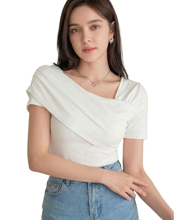 Istyle Can Women Ruched Asymmetrical Neck Stretch Top